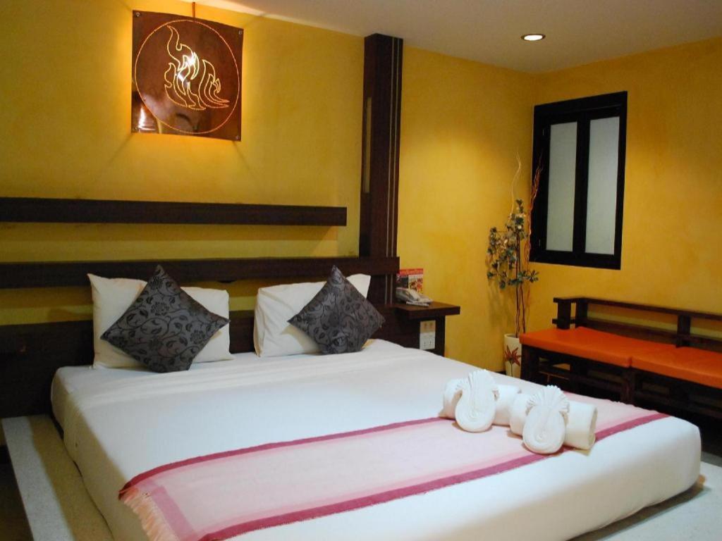 Tanisa Resort Chumphon Bagian luar foto
