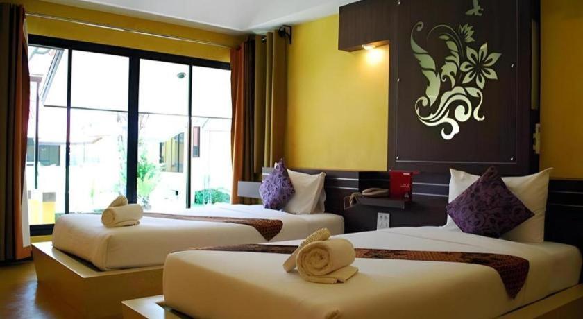 Tanisa Resort Chumphon Bagian luar foto