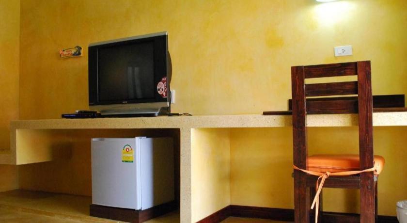 Tanisa Resort Chumphon Bagian luar foto