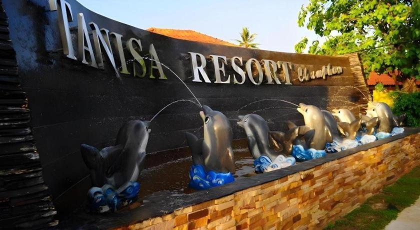 Tanisa Resort Chumphon Bagian luar foto