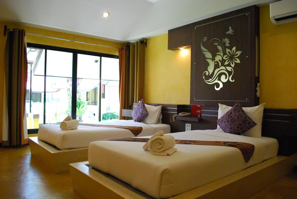 Tanisa Resort Chumphon Bagian luar foto